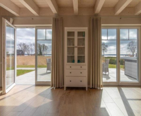 Ferienhaus in Altwarp mit Sauna, Terrasse und Garten in Altwarp